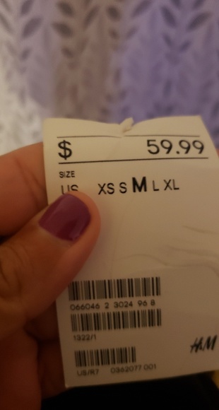 H&M Sequined mini dress. - Picture 2 of 4